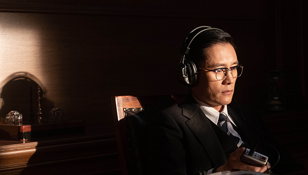 https://www.institut-lumiere.org/storage/file_manager_files/2025/05/homme-du-president.jpg